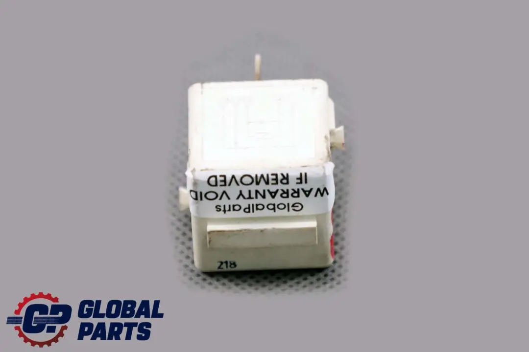 Relais Schliesser Weiss für BMW 3 5 7 er E34 E36 E38 E39 mit Teilenummer 1729004 BMW 3 5 7 er E34 E36 E38 E39 Relais Schliesser Weiss - SKU 1729004 - Teilenummer 1729004