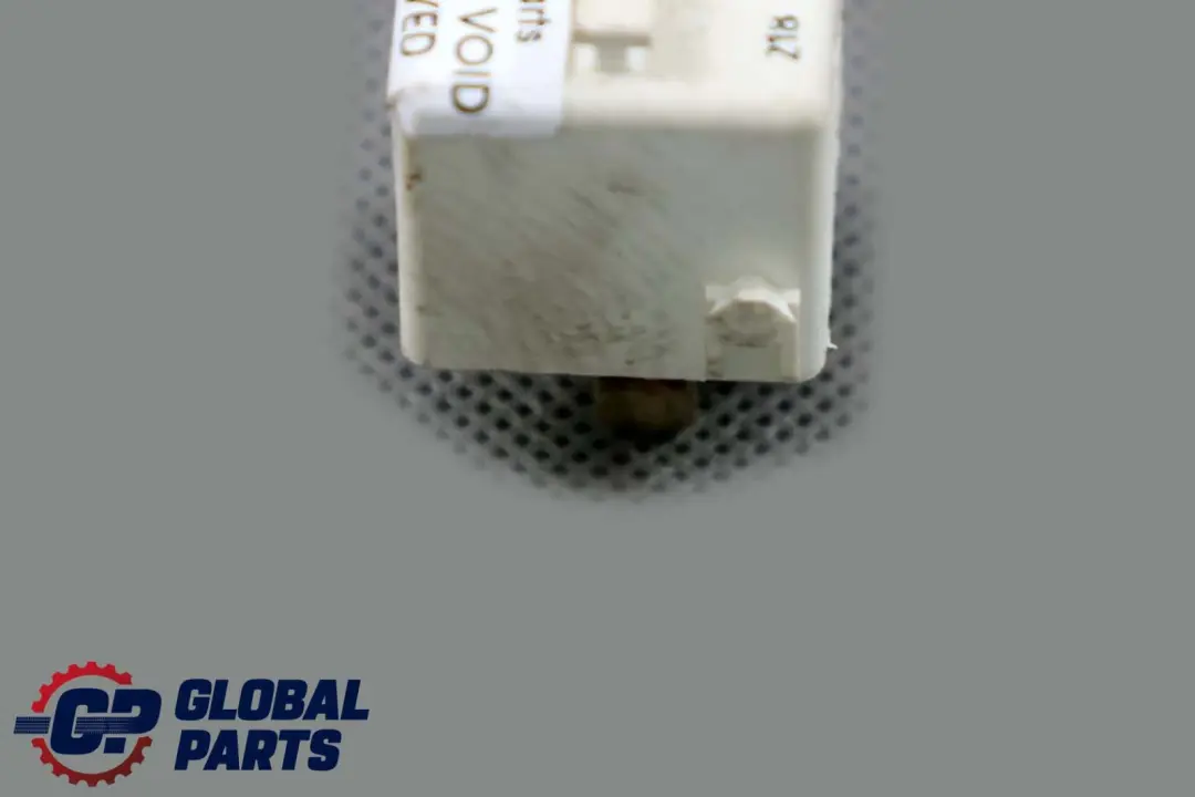 Module contrôle relais Unité blanche pour BMW 3 5 7 Series E34 E36 E38 E39 à propos du numéro de pièce 1729004 BMW 3 5 7 Series E34 E36 E38 E39 Module contrôle relais Unité blanche - SKU 1729004 - Numéro de pièce 1729004