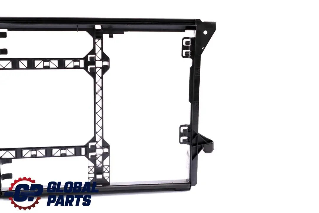 Radiator Pusher Holder Mounting Frame 1740787 to BMW 5 Series E39 Petrol Engine with Part number 1740796 BMW 5 Series E39 Petrol Engine Radiator Pusher Holder Mounting Frame 1740787 - SKU 1740796 - Part number 1740796