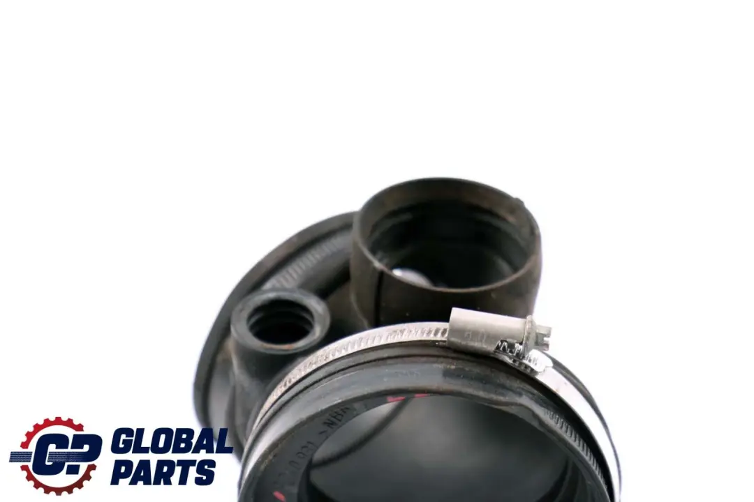 Intake Box Duct Rubber Boot Pipe to BMW 5 7 Series E38 E39 Petrol Air with Part number 1740931 BMW 5 7 Series E38 E39 Petrol Air Intake Box Duct Rubber Boot Pipe - SKU 1740931 - Part number 1740931