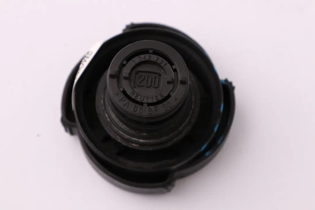 Radiator Cap to BMW E39 E46 E60 E61 E65 E53 E83 with Part number 1742231 BMW E39 E46 E60 E61 E65 E53 E83 Radiator Cap - SKU 1742231 - Part number 1742231