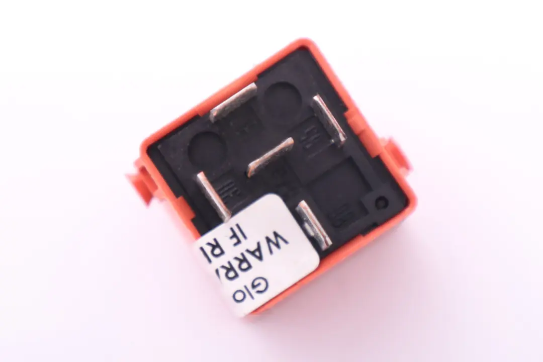 Relais De Contact Rouge Saumon pour BMW E60 E63 E87 E90 à propos du numéro de pièce 1742690 BMW E60 E63 E87 E90 Relais De Contact Rouge Saumon - SKU 1742690 - Numéro de pièce 1742690