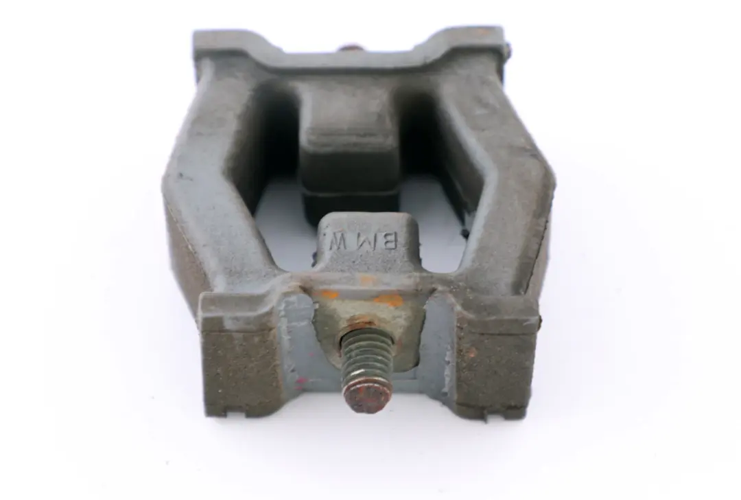 Exhaust Mounting Rubber Bracket to BMW Z4 E38 E39 E46 E85 E89 with Part number 1745426 BMW Z4 E38 E39 E46 E85 E89 Exhaust Mounting Rubber Bracket - SKU 1745426 - Part number 1745426