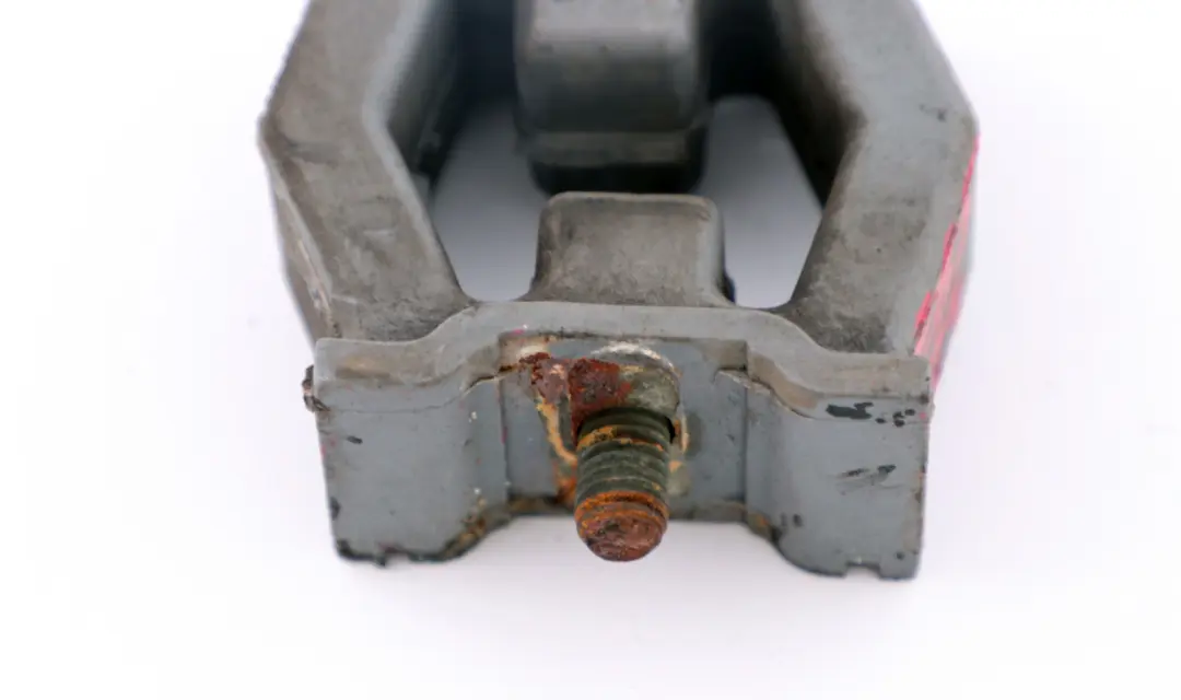 Soporte De goma De montaje De escape para BMW Z4 3 5 E38 E39 E46 E85 E89 con número de pieza 1745426 BMW Z4 3 5 E38 E39 E46 E85 E89 Soporte De goma De montaje De escape - SKU 1745426 - Número de pieza 1745426