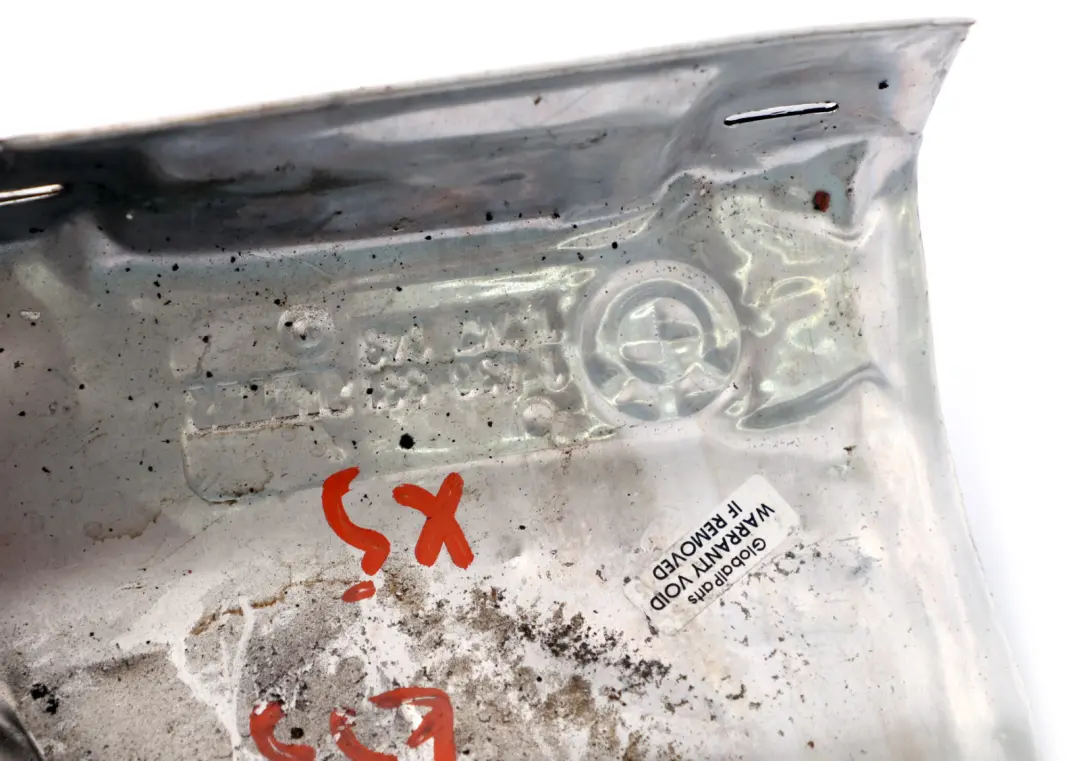 Wärmeschutzblech Abdeckung Anlasser für BMW X5 er E53 mit Teilenummer 1438331 BMW X5 er E53 Wärmeschutzblech Abdeckung Anlasser - SKU 1747043 - Teilenummer 1438331