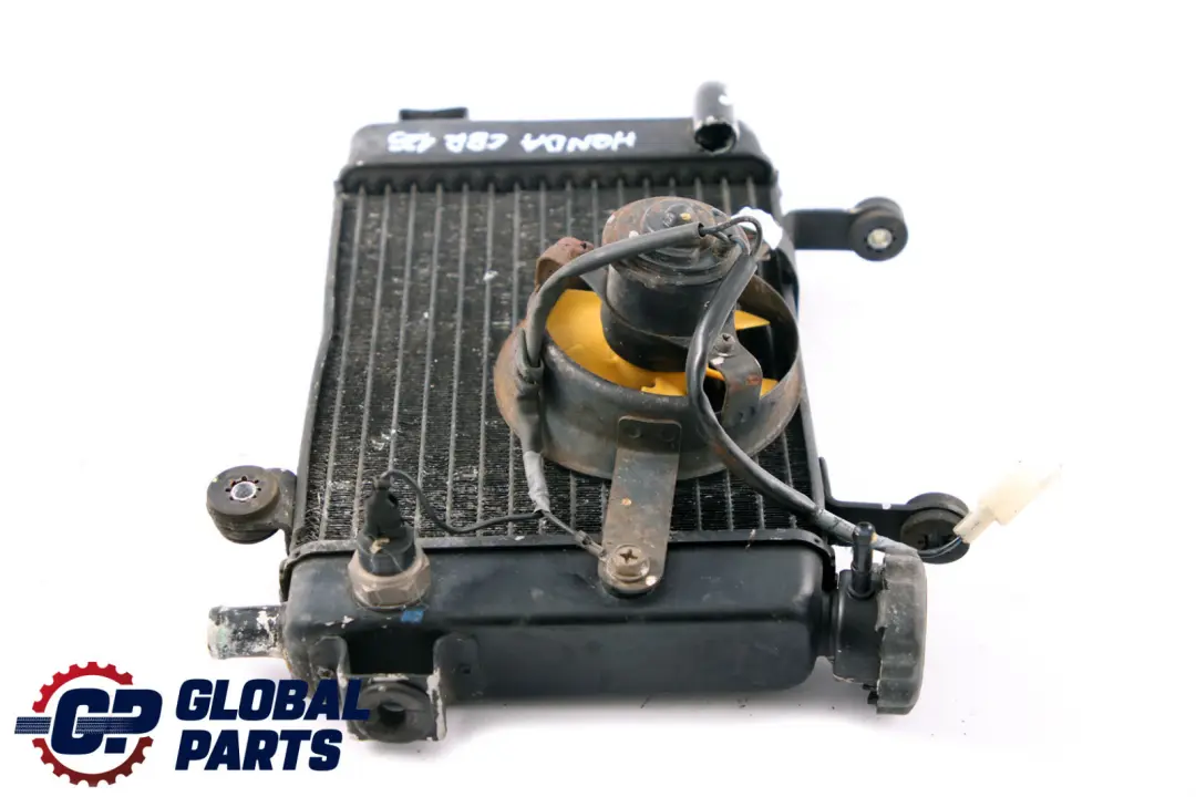CBR 125 Wasserkühler Radiator Kühler für Honda mit Teilenummer 19010-KPP-861 Honda CBR 125 Wasserkühler Radiator Kühler - SKU 19010-KPP-861 - Teilenummer 19010-KPP-861