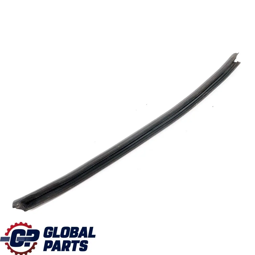 BMW 3 E36 Combi Berline Centre Droite Joint Entre Porte Et Colonne - SKU 1960668 - Numéro de pièce 1960668