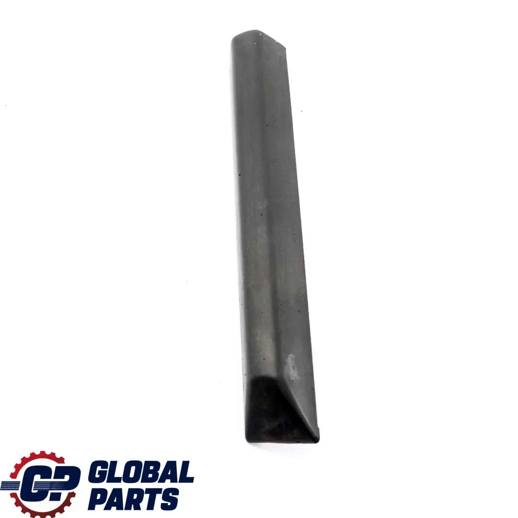 Listwa Błotnika Prawa Prawy Przód do BMW E36 o numerze 1960730 BMW E36 Listwa Błotnika Prawa Prawy Przód - SKU 1960730 - Numer Części 1960730