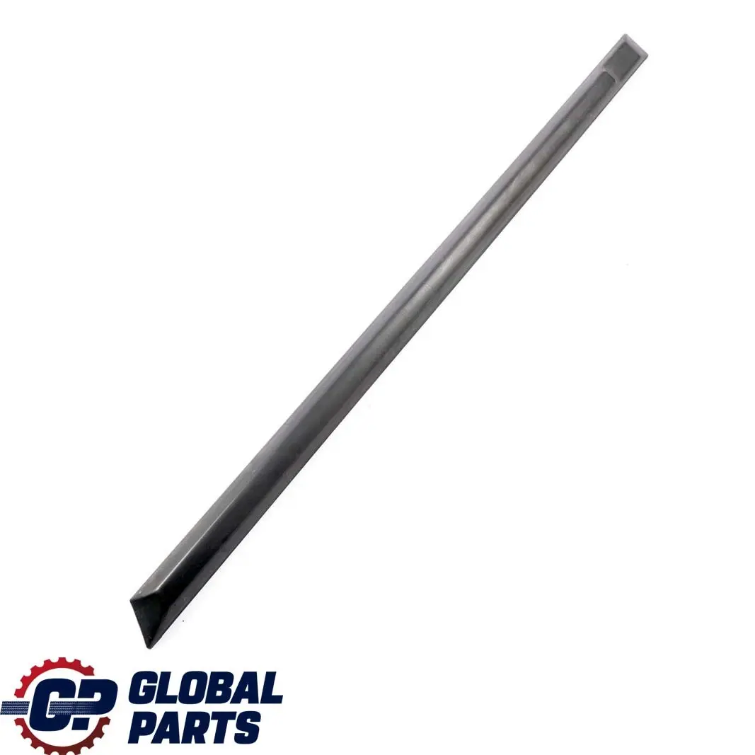 Left N/S Door Outer Trim Strip Moulding Cover to BMW E36 Saloon Touring Rear with Part number 1960733 BMW E36 Saloon Touring Rear Left N/S Door Outer Trim Strip Moulding Cover - SKU 1960733 - Part number 1960733