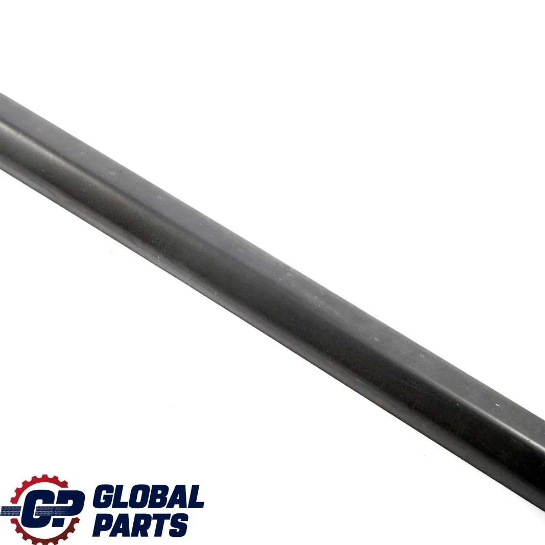 Posteriore Destra Porta Striscia Rivestimento Modanatura Esterna per BMW E36 con numero di parte 1960734 BMW E36 Posteriore Destra Porta Striscia Rivestimento Modanatura Esterna - SKU 1960734 - Numero di parte 1960734