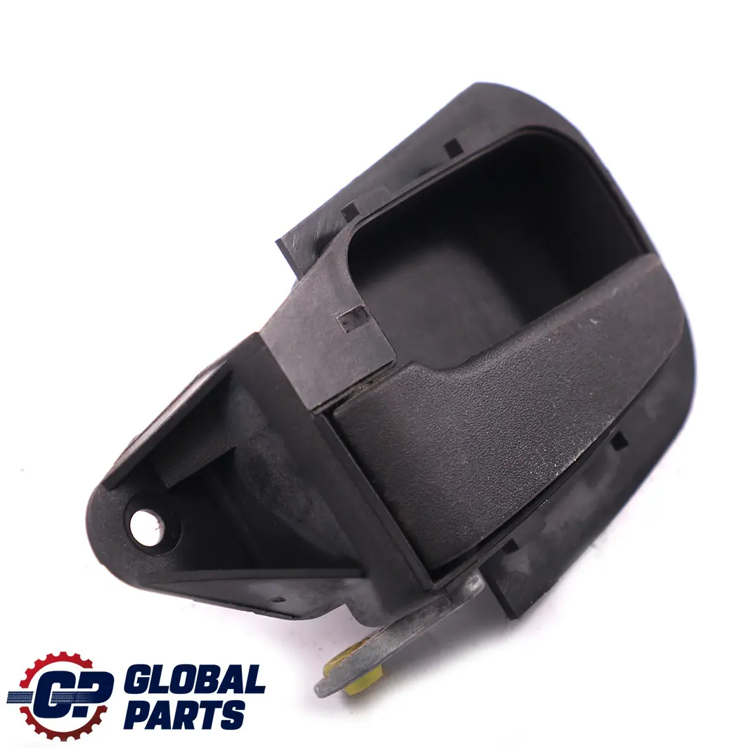 Apriporta Interno SX Portiera Posteriore Nero per BMW E36 con numero di parte 1960829 BMW E36 Apriporta Interno SX Portiera Posteriore Nero - SKU 1960829 - Numero di parte 1960829