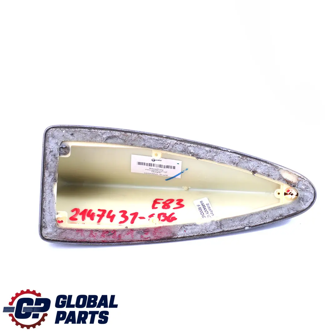 Obudowa Osłona Anteny Rekin Płetwa Srebrna do BMW E83 X3 o numerze 2147431 BMW E83 X3 Obudowa Osłona Anteny Rekin Płetwa Srebrna - SKU 2147431-SBG - Numer Części 2147431