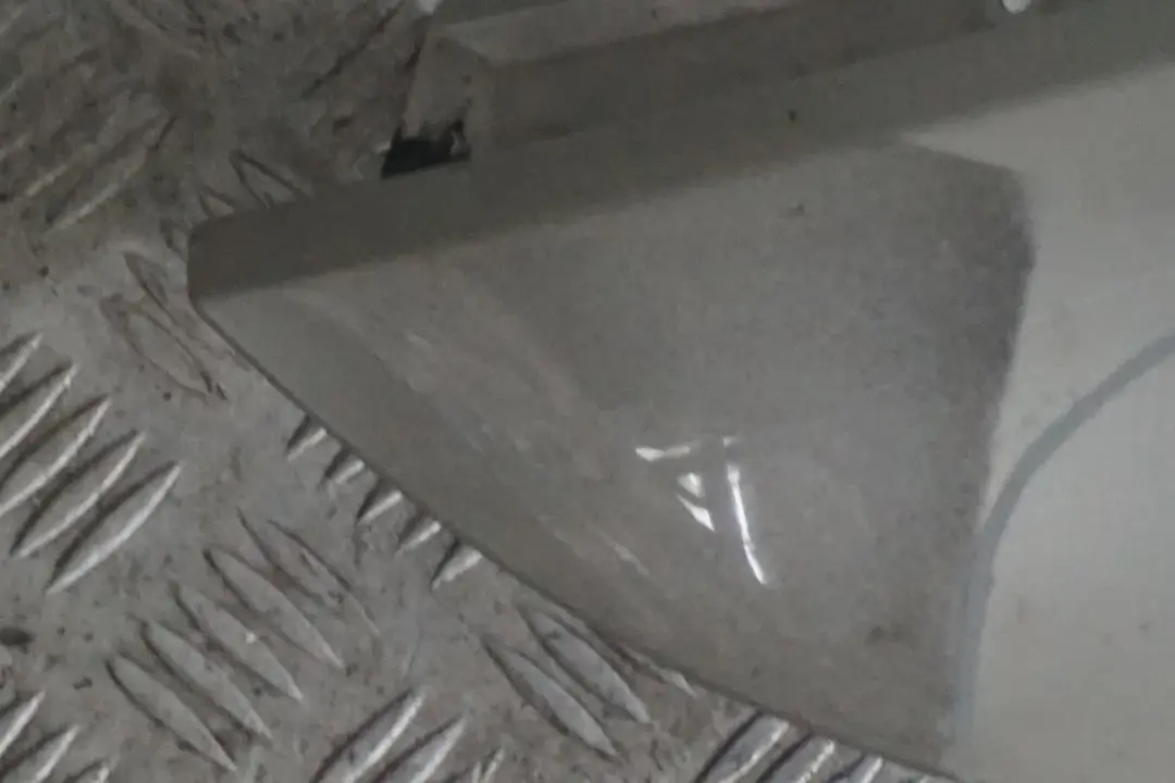 BMW 6 E63 E64 1 Seitenwand Vorne Links Kotflügel Mineralsilber Silber - A14 - SKU 2155901-MS1 - Teilenummer 2155901