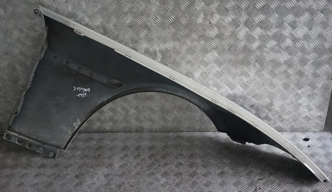 BMW 6 E63 E64 Pareti Anteriore Sinistra Parafango Mineralsilber Argento - A14 - SKU 2155901-MS1 - Numero di parte 2155901