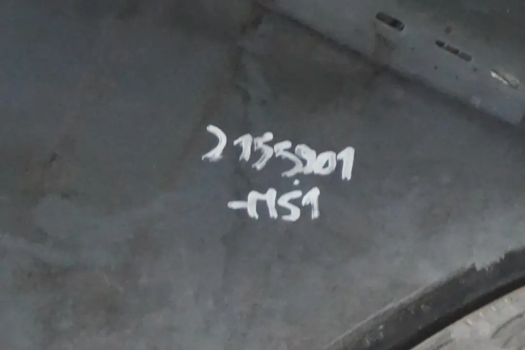Panneau Laterale Avant a Gauche Garde-Boue Argent Minerale - A14 pour BMW 6 E63 E64 1 à propos du numéro de pièce 2155901 BMW 6 E63 E64 1 Panneau Laterale Avant a Gauche Garde-Boue Argent Minerale - A14 - SKU 2155901-MS1 - Numéro de pièce 2155901