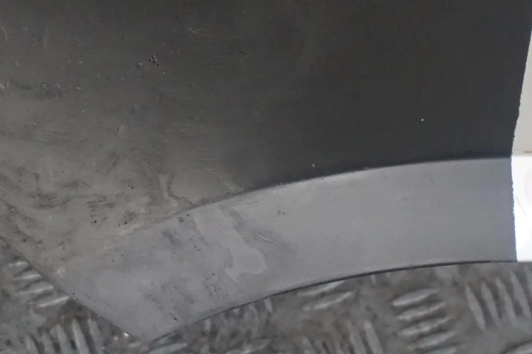 Panneau Laterale a L'Avant Gauche Garde-Boue Argent Titane - 354 pour BMW 6 E63 E64 à propos du numéro de pièce 2155901 BMW 6 E63 E64 Panneau Laterale a L'Avant Gauche Garde-Boue Argent Titane - 354 - SKU 2155901-TS - Numéro de pièce 2155901