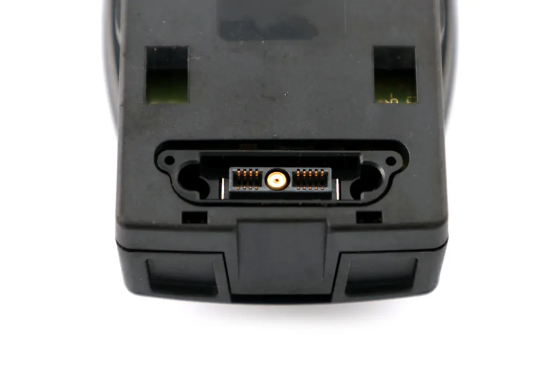 BMW 1 3 5 Series E60 E81 E87 E90 F10 Snap-in Adapter Basic Telephone Iphone 3G - SKU 2158682 - Part number 2158682