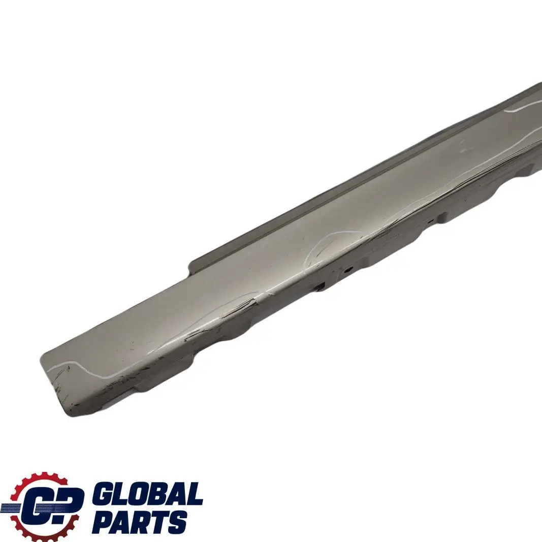 BMW F10 F11 Puerta Sill Cubierta Falda Panel Izquierdo N / Cachemira Plata - A72 - SKU 2209827-KAS - Número de pieza 2209827