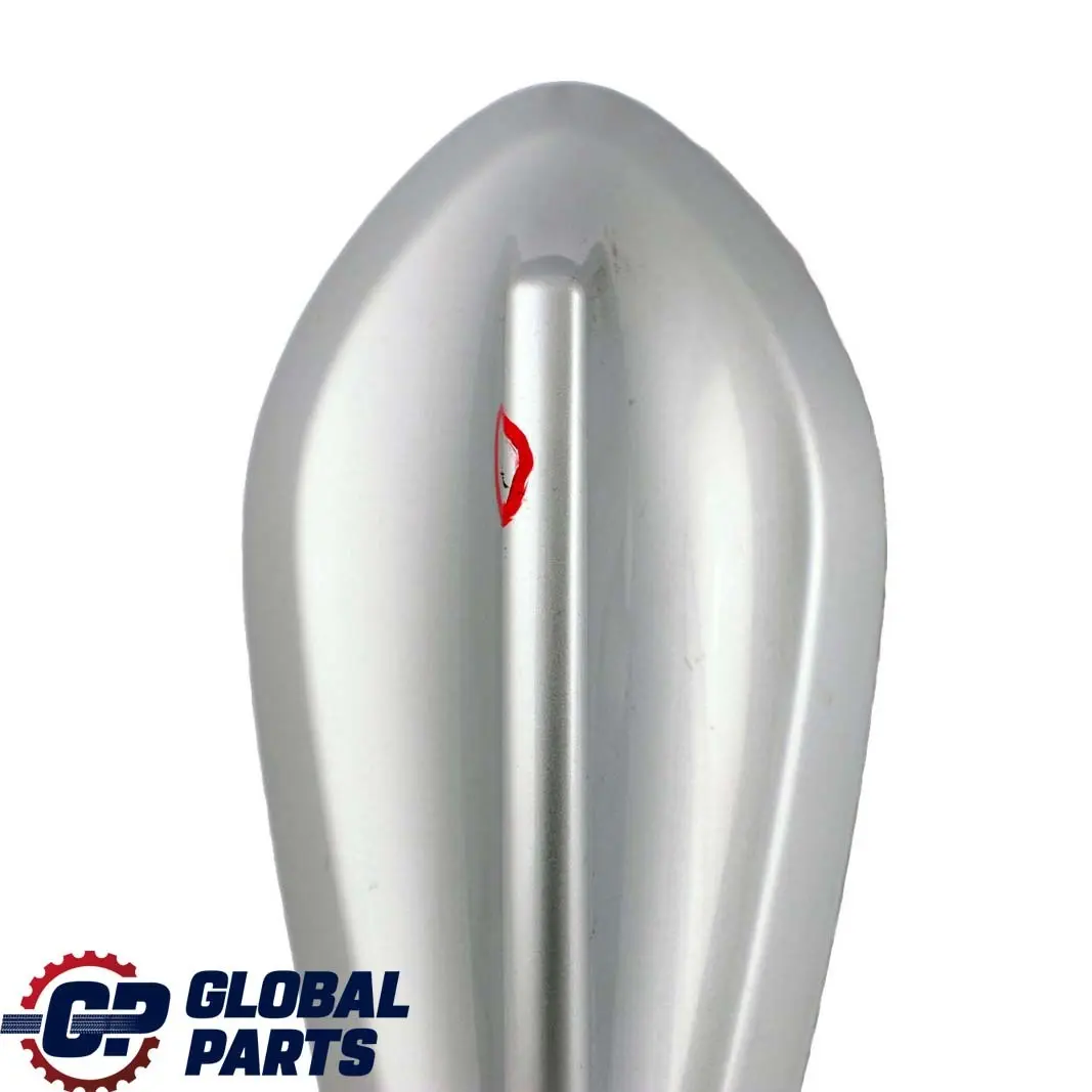 Leergehäuse Dachantenne Glacier Silber Metallic A83 für BMW 1 3 er F20 F21 F31 mit Teilenummer 2218150 BMW 1 3 er F20 F21 F31 Leergehäuse Dachantenne Glacier Silber Metallic A83 - SKU 2218150-GSB - Teilenummer 2218150