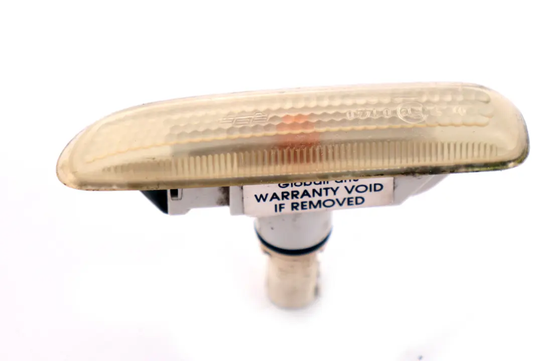 Lado Derecho Adicional Intermitente Blanco para BMW E46 con número de pieza 2228592 BMW E46 Lado Derecho Adicional Intermitente Blanco - SKU 2228592 - Número de pieza 2228592