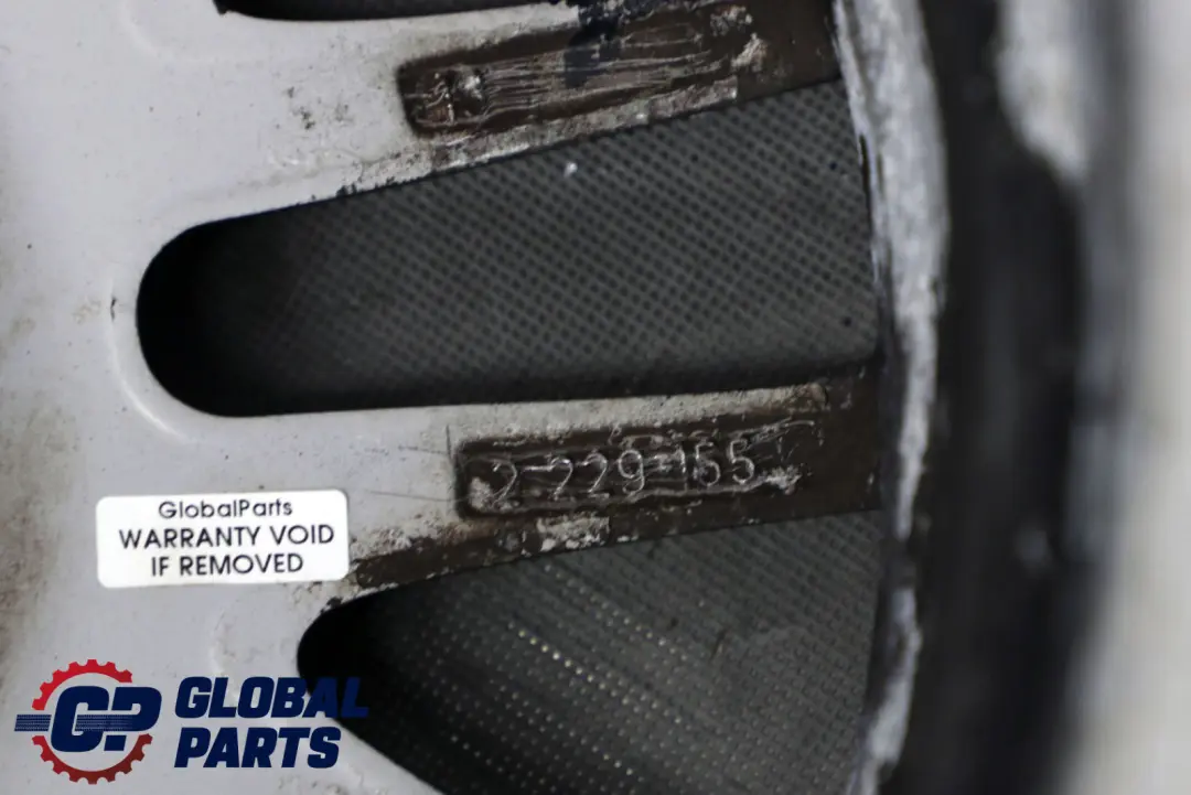 Alloy Rim V spoke 72 18" 8,5J ET:50 to BMW 3 Series E46 Black Rear Wheel with Part number 2229155 BMW 3 Series E46 Black Rear Wheel Alloy Rim V spoke 72 18" 8,5J ET:50 - SKU 2229155-2 - Part number 2229155