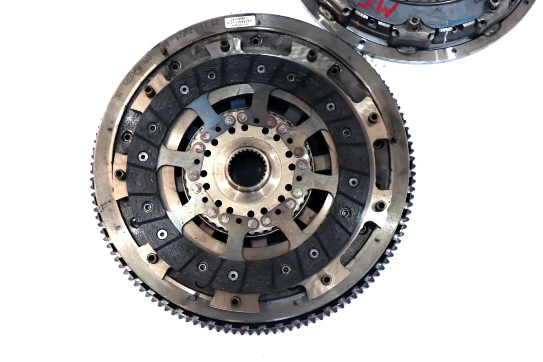 Zweimassenschwungrad Schwungrad Kupplung Doppel Masse für BMW E60 M5 E63 E64 M6 S85 mit Teilenummer 2229955 BMW E60 M5 E63 E64 M6 S85 Zweimassenschwungrad Schwungrad Kupplung Doppel Masse - SKU 2229955 - Teilenummer 2229955