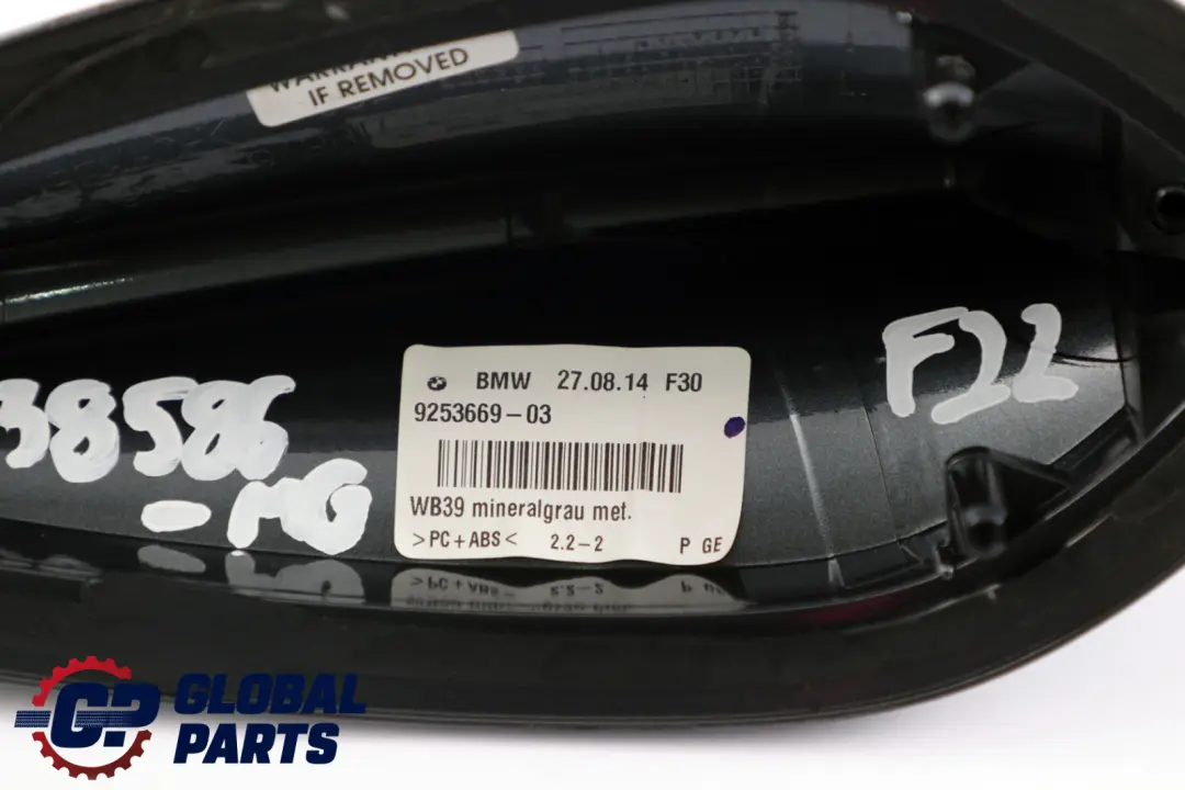 Tapa Antena Techo Aleta Tiburon Gris Mineralgrau para BMW F22 F30 F32 con número de pieza 9804800 BMW F22 F30 F32 Tapa Antena Techo Aleta Tiburon Gris Mineralgrau - SKU 2238586-MG - Número de pieza 9804800