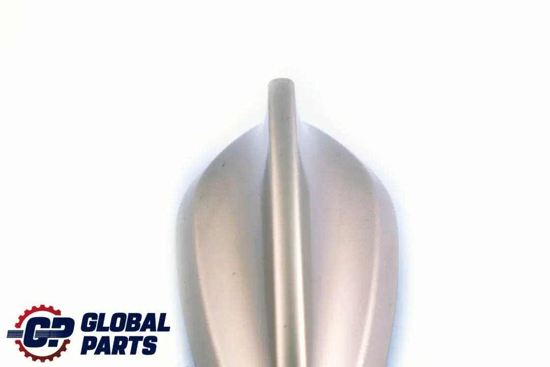 Tetto Antenna Squalo Fin Cover Orionsilber Metallic per BMW F22 F30 F32 con numero di parte 7269553 BMW F22 F30 F32 Tetto Antenna Squalo Fin Cover Orionsilber Metallic - SKU 2238586-ORION - Numero di parte 7269553