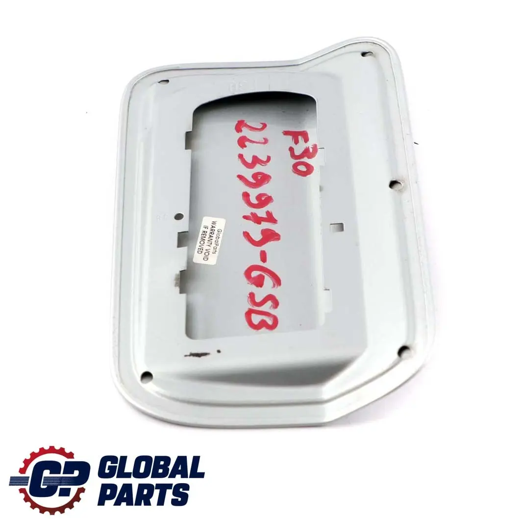 Trappe remplissage couvercle réservoir carburant Glacier Argent pour BMW F30 F80 M3 à propos du numéro de pièce 2239979 BMW F30 F80 M3 Trappe remplissage couvercle réservoir carburant Glacier Argent - SKU 2239979-GSB - Numéro de pièce 2239979