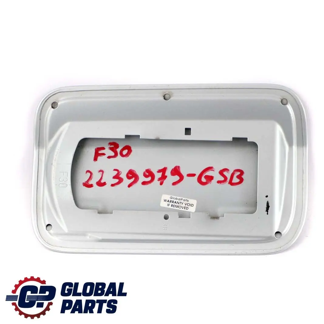Trappe remplissage couvercle réservoir carburant Glacier Argent pour BMW F30 F80 M3 à propos du numéro de pièce 2239979 BMW F30 F80 M3 Trappe remplissage couvercle réservoir carburant Glacier Argent - SKU 2239979-GSB - Numéro de pièce 2239979