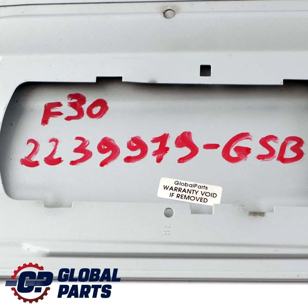 Trappe remplissage couvercle réservoir carburant Glacier Argent pour BMW F30 F80 M3 à propos du numéro de pièce 2239979 BMW F30 F80 M3 Trappe remplissage couvercle réservoir carburant Glacier Argent - SKU 2239979-GSB - Numéro de pièce 2239979