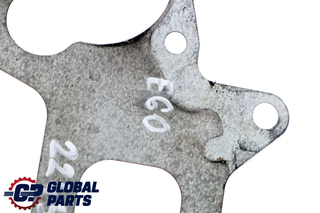 Abdeckblech für BMW 3 5 7 X3 X5 er E39 E46 E53 E60 E61 E65 E66 E83 mit Teilenummer 2243305 BMW 3 5 7 X3 X5 er E39 E46 E53 E60 E61 E65 E66 E83 Abdeckblech - SKU 2243305 - Teilenummer 2243305