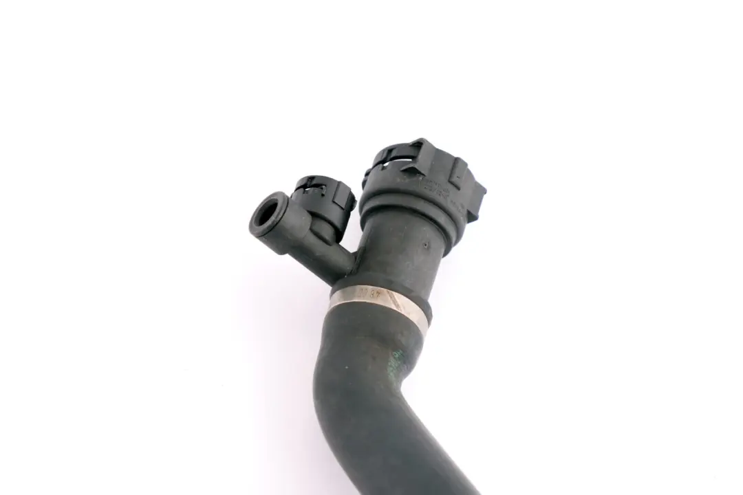 M57 Tuyau D'Eau K?hlsystem-wasserschlauchf?hrung pour BMW X5 R E53 3.0d à propos du numéro de pièce 2248057 BMW X5 R E53 3.0d M57 Tuyau D'Eau K?hlsystem-wasserschlauchf?hrung - SKU 2248057 - Numéro de pièce 2248057