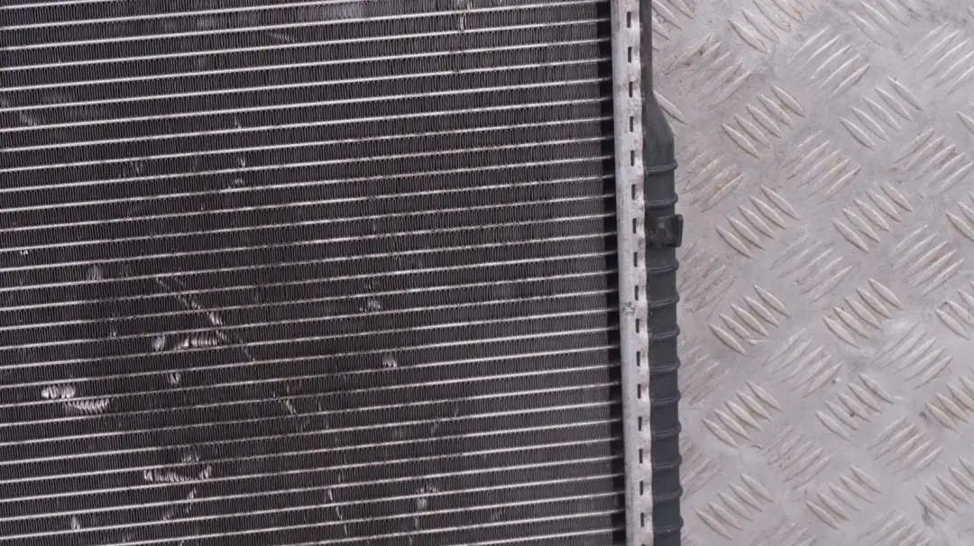 BMW X5 Series E53 3.0d 3.0i Engine Cooling Radiator Manual Transmission - SKU 2248723 - Part number 1439099
