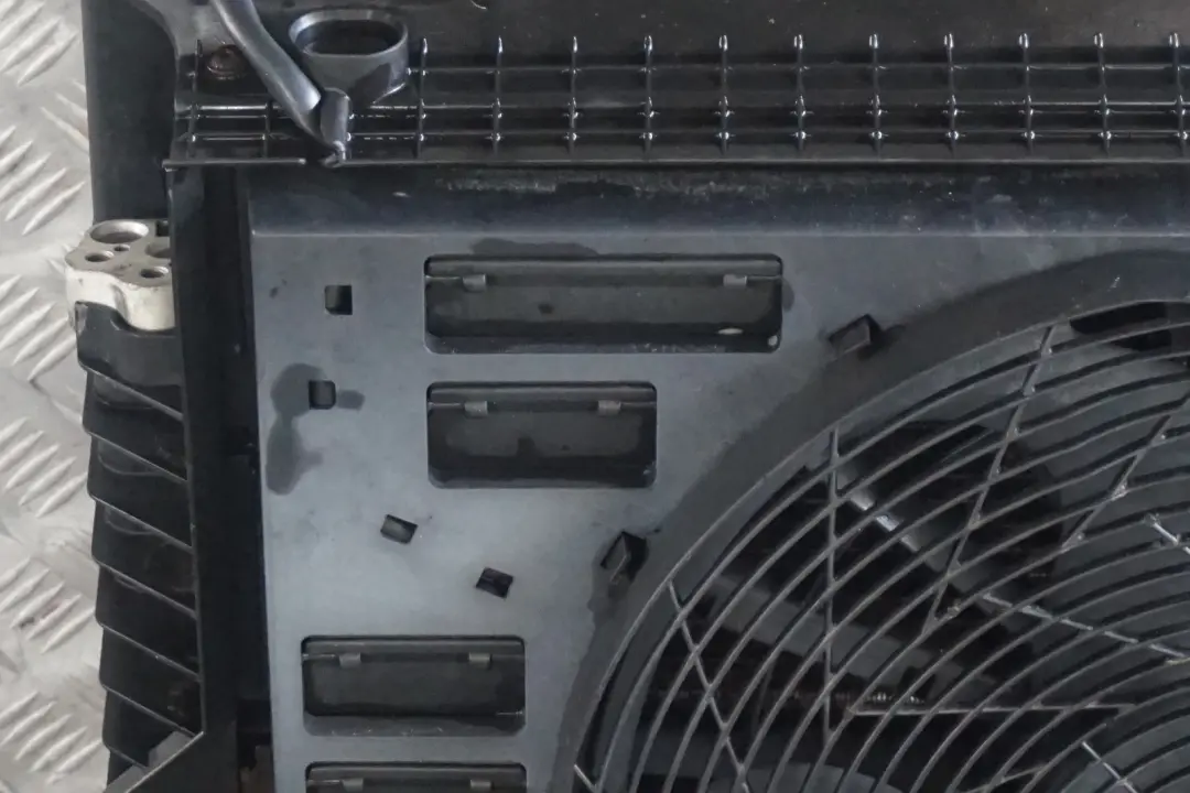 M57N M57N2 730d Complete Engine Cooling Radiator Shroud Fan to BMW 7 Series E65 with Part number 2249458 BMW 7 Series E65 M57N M57N2 730d Complete Engine Cooling Radiator Shroud Fan - SKU 2249458-1 - Part number 2249458