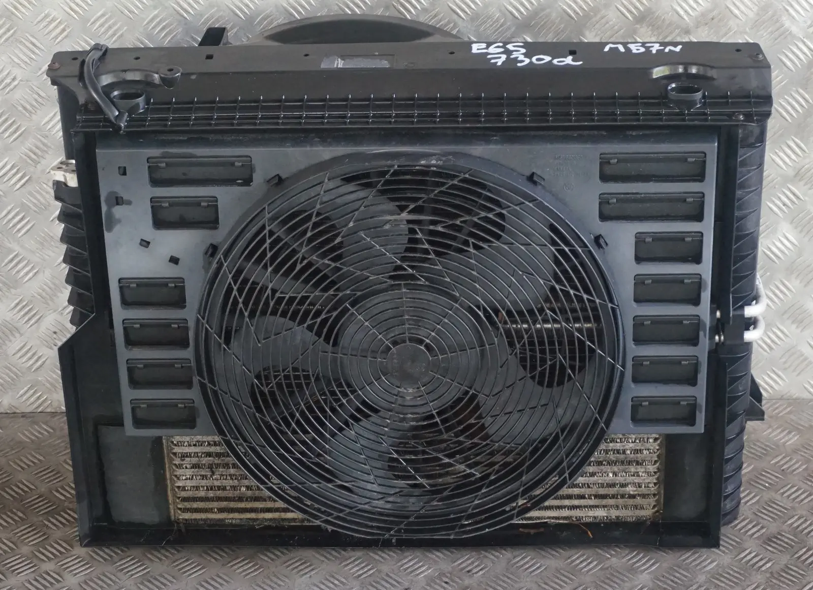 BMW 7 Series E65 M57N M57N2 730d Complete Engine Cooling Radiator Shroud Fan