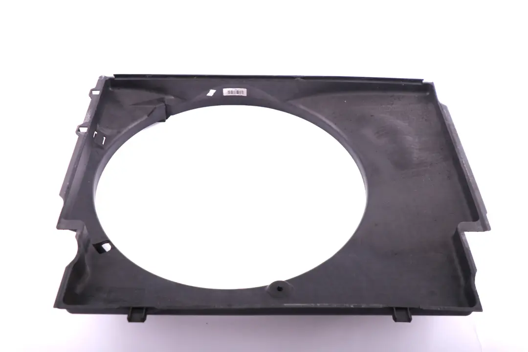 Cubre Radiador BMW E65 E66 730D M57N2 Cubierta Ventilador Refrigeración para con número de pieza 2249458 Cubre Radiador BMW E65 E66 730D M57N2 Cubierta Ventilador Refrigeración - SKU 2249458 - Número de pieza 2249458