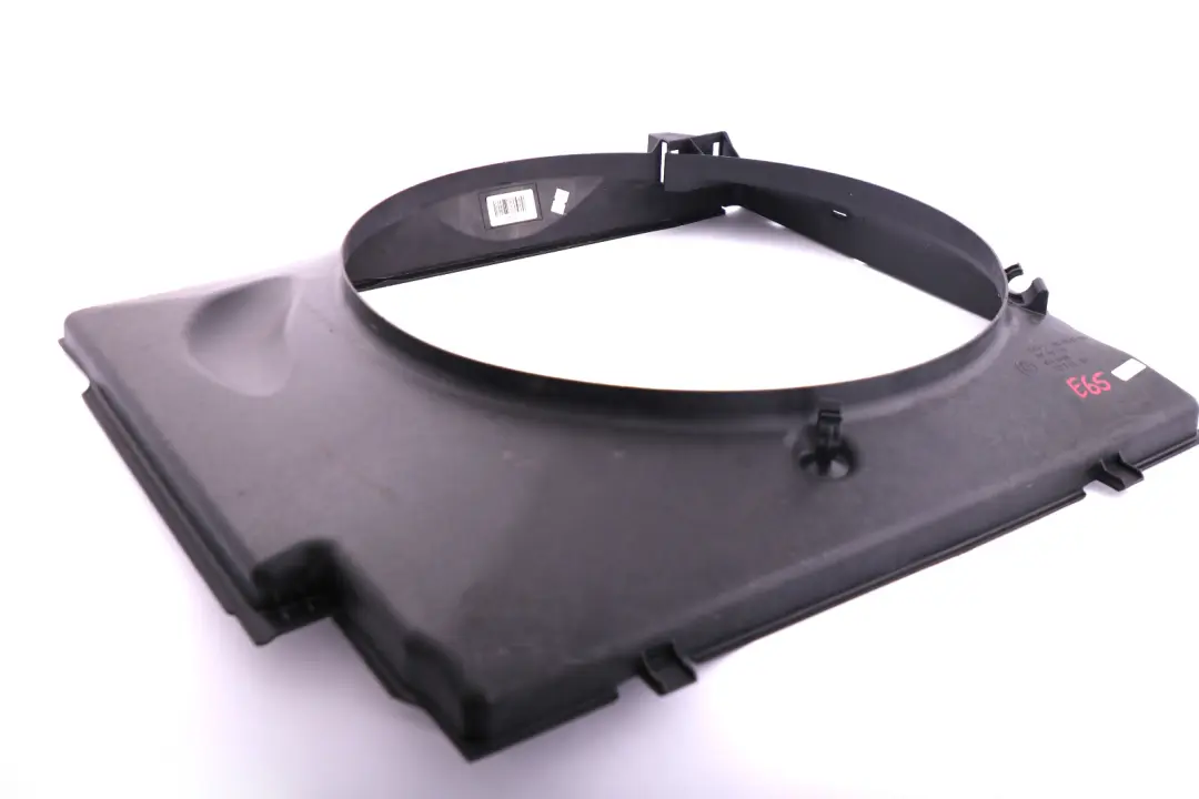 Cubre Radiador BMW E65 E66 730D M57N2 Cubierta Ventilador Refrigeración para con número de pieza 2249458 Cubre Radiador BMW E65 E66 730D M57N2 Cubierta Ventilador Refrigeración - SKU 2249458 - Número de pieza 2249458