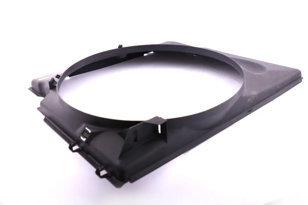 Cache Radiateur BMW E65 E66 730D M57N2 Ventilateur Refroidissement pour à propos du numéro de pièce 2249458 Cache Radiateur BMW E65 E66 730D M57N2 Ventilateur Refroidissement - SKU 2249458 - Numéro de pièce 2249458