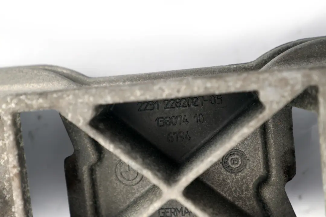 BMW E60 M5 E63 M6 Soporte Caja de Cambios Soporte - SKU 2282027 - Número de pieza 2282027