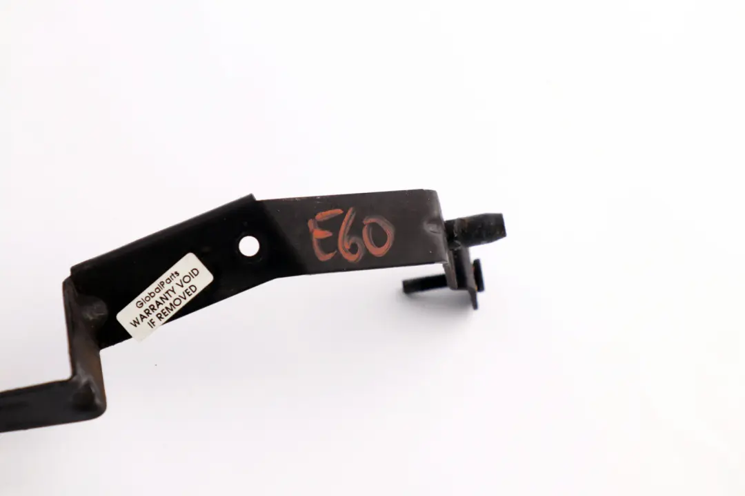 Halter Ölbehälter für BMW 5 6 er E60 E61N E63 E64 mit Teilenummer 2282029 BMW 5 6 er E60 E61N E63 E64 Halter Ölbehälter - SKU 2282029 - Teilenummer 2282029