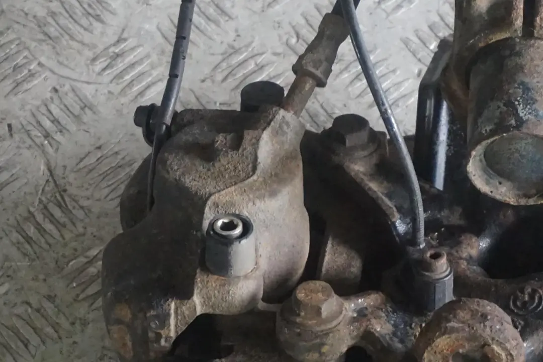 320Ci Amortyzator zwrotnica lewa do BMW E46 Cabrio o numerze 2282101 BMW E46 Cabrio 320Ci Amortyzator zwrotnica lewa - SKU 2282101 - Numer Części 2282101