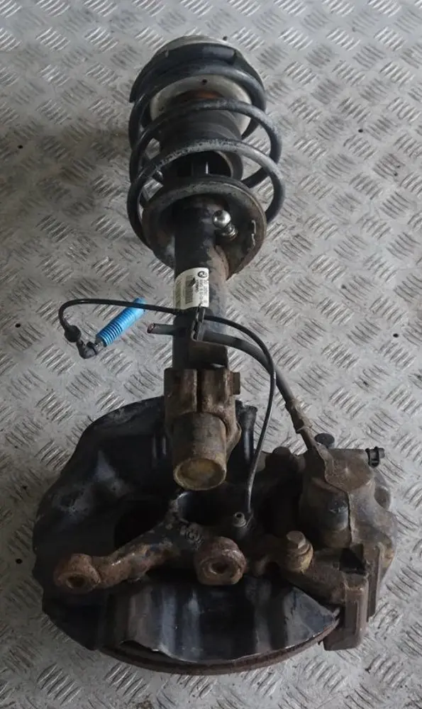 BMW 3 E46 Cabrio 320Ci M54 M Sport Front Right O/S Suspension Leg Brake Disc - SKU 2282102 - Part number 2282102