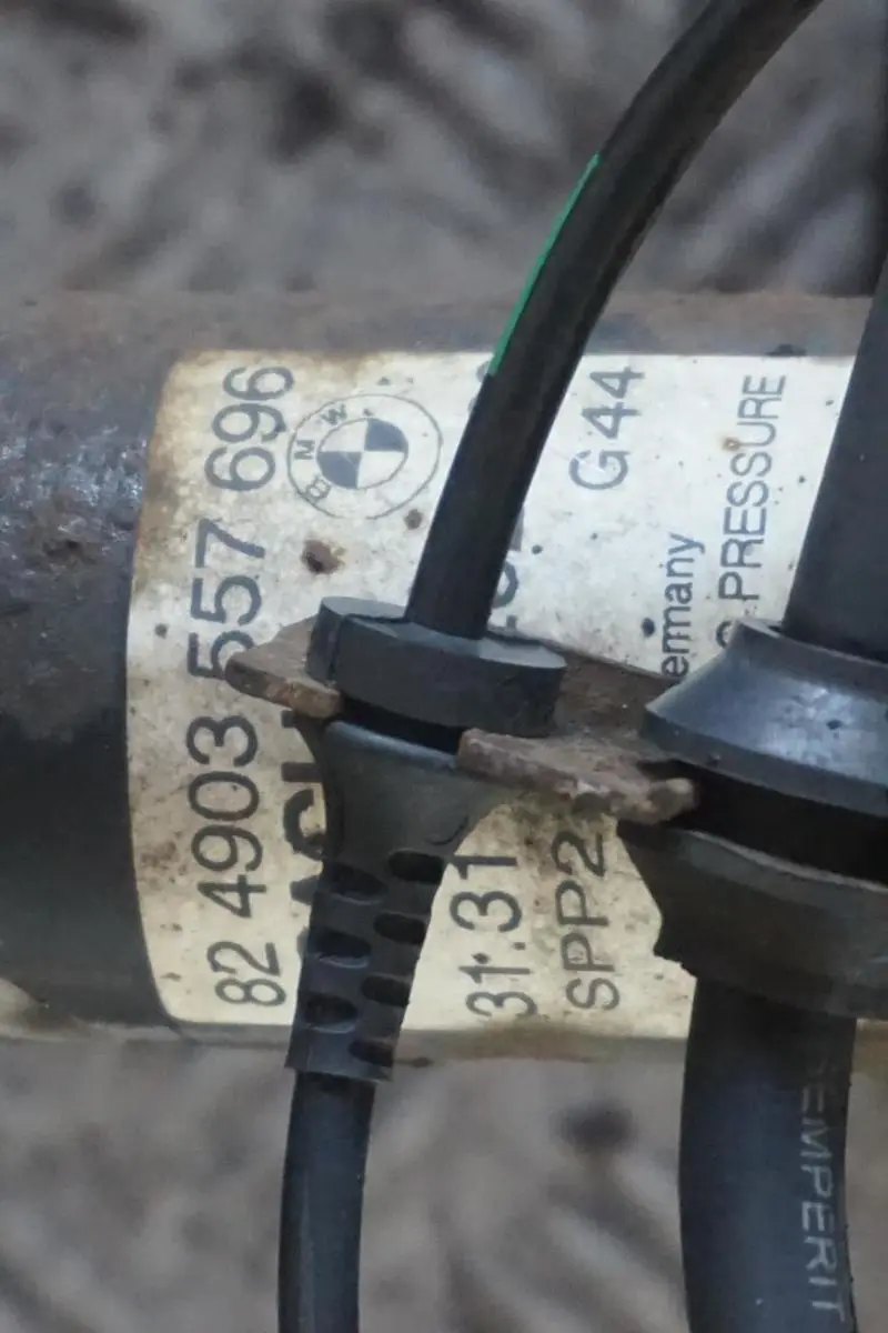 M57 184PS M Sport Federbein Stossdämpfer Vorn Rechts für BMW 3 E46 Sedan 330d mit Teilenummer 2282460 BMW 3 E46 Sedan 330d M57 184PS M Sport Federbein Stossdämpfer Vorn Rechts - SKU 2282460 - Teilenummer 2282460