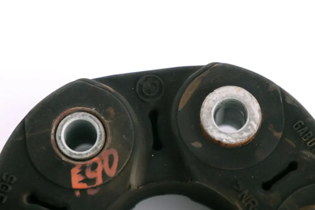 Reihe E60 E63 E90 E92 Gelenkscheibe LK=110MM 2611 für BMW 3 5 mit Teilenummer 2282573 BMW 3 5 Reihe E60 E63 E90 E92 Gelenkscheibe LK=110MM 2611 - SKU 2282573 - Teilenummer 2282573