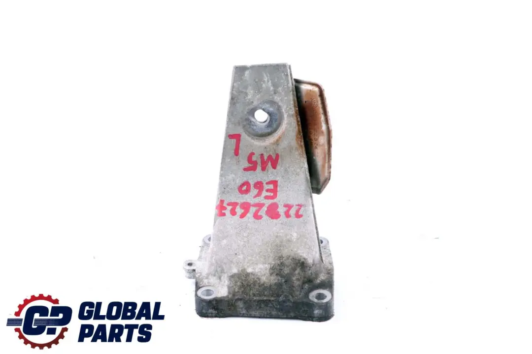 Łapa uchwyt silnika lewa BMW e60 e61 e63 e64 M5 M6 do o numerze 2282627 Łapa uchwyt silnika lewa BMW e60 e61 e63 e64 M5 M6 - SKU 2282627 - Numer Części 2282627
