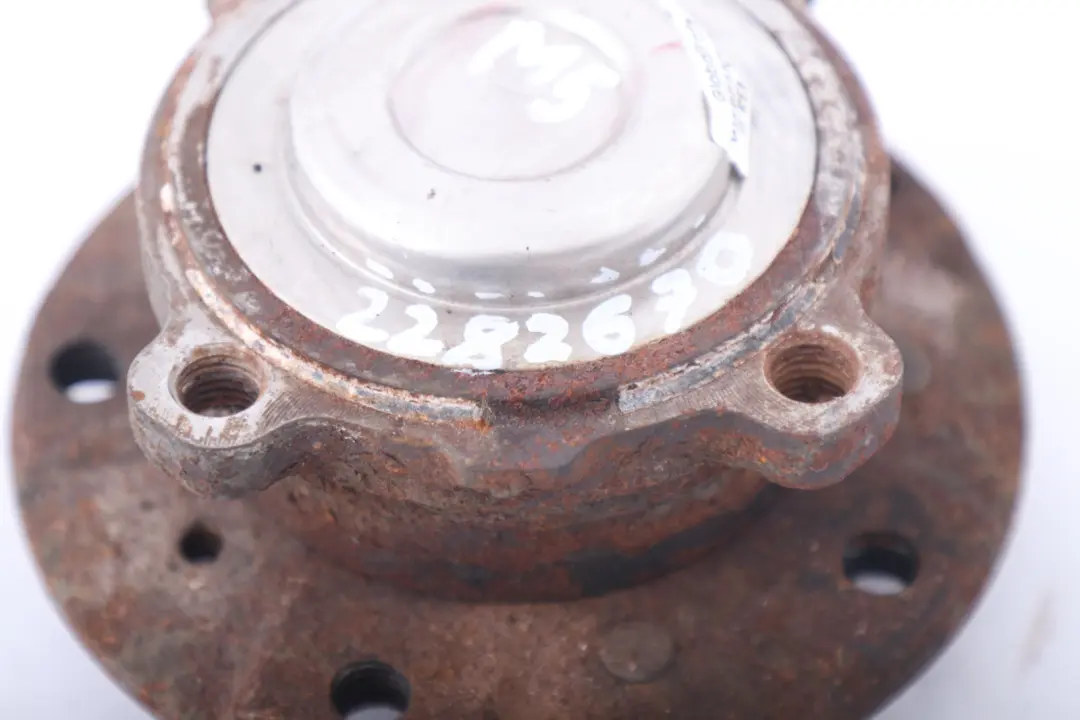 Piasta Łożyska Koła Przód do BMW E90 E92 E60 E61 E63 o numerze 2282670 BMW E90 E92 E60 E61 E63 Piasta Łożyska Koła Przód - SKU 2282670 - Numer Części 2282670