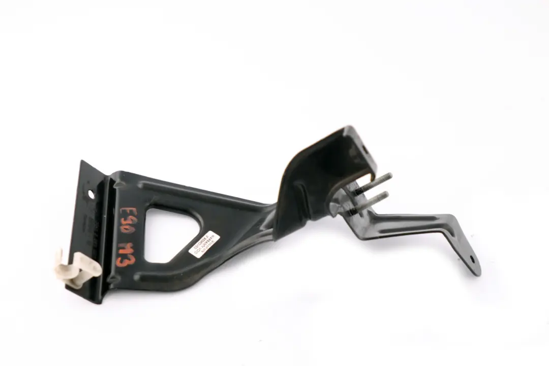 Support Cuve A Mazout Direction L'Ecoulement pour BMW 3 E90 E92 E93 LCI à propos du numéro de pièce 2283027 BMW 3 E90 E92 E93 LCI Support Cuve A Mazout Direction L'Ecoulement - SKU 2283027 - Numéro de pièce 2283027