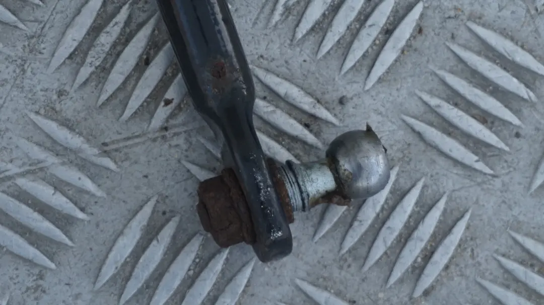 BMW 5 6 Series E60 M5 E63 M6 Rear Axle Stabilizer Anti Roll Bar - SKU 2283072 - Part number 2283072