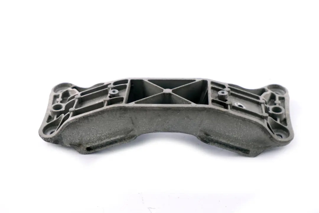 Getriebetr?gergetriebeaufh?ngung/Cambio per BMW E90 E92 E93 LCI M3 con numero di parte 2283099 BMW E90 E92 E93 LCI M3 Getriebetr?gergetriebeaufh?ngung/Cambio - SKU 2283099 - Numero di parte 2283099